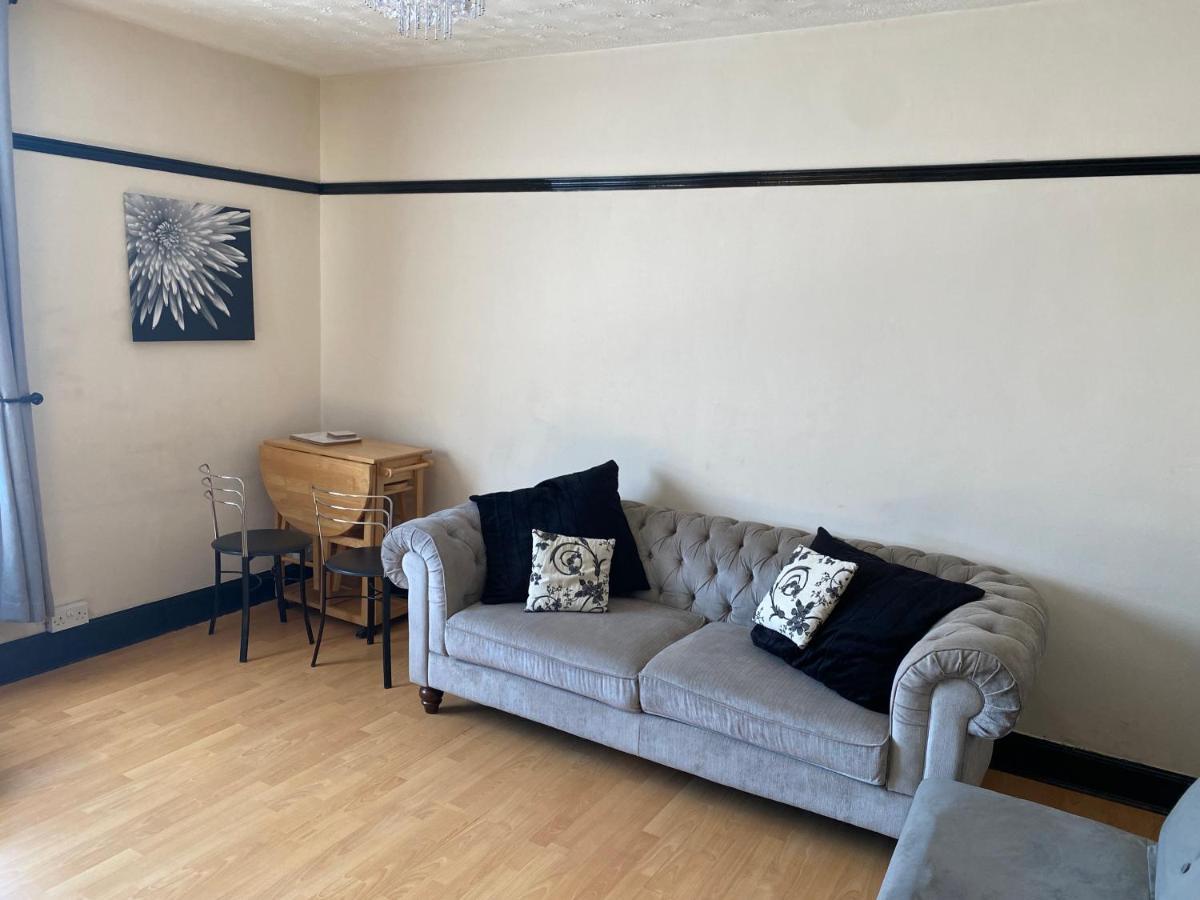 2 Bed - P&j Live, Awpr, Airport Apartment